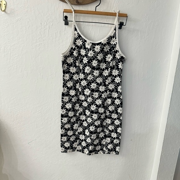 LOFT Dresses & Skirts - Ann Taylor Loft Black White Daisy 100% Cotton Tie Strap Mini Dress Size 4
